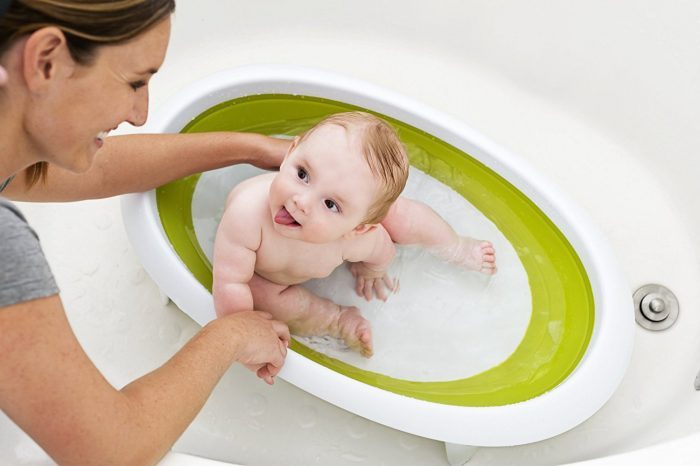 Baignoire bébé avec réducteur intégré Blanc + Tuyau au meilleur prix