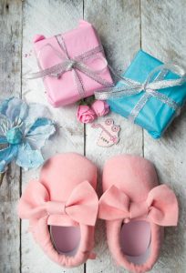 Quel cadeau offrir pour la naissance d'un petit garçon ou d'une petite fille ?