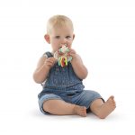 La poussée dentaire rend souvent un bébé irritable.
