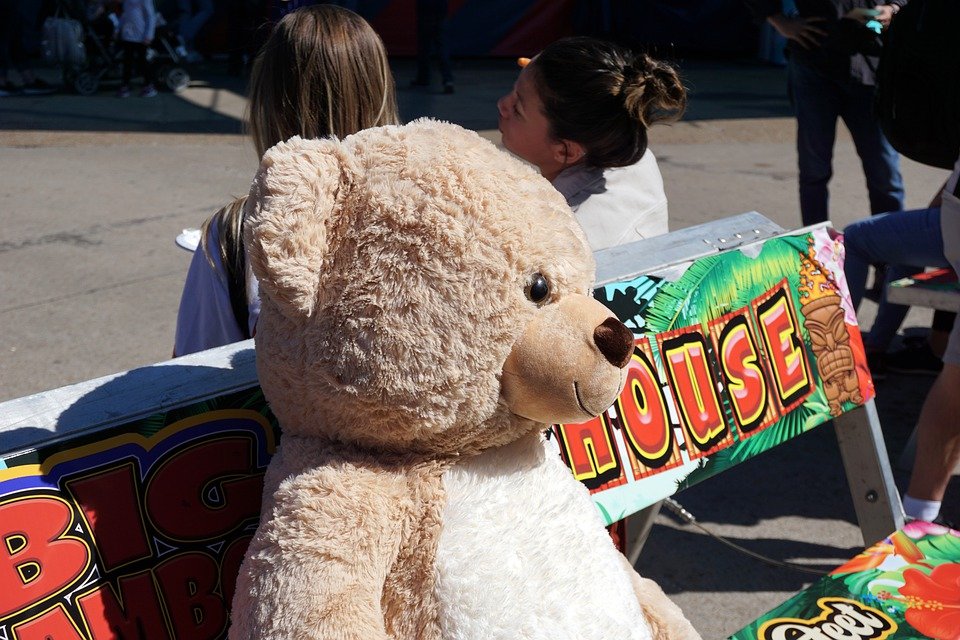 La peluche géante est adorée des enfants !