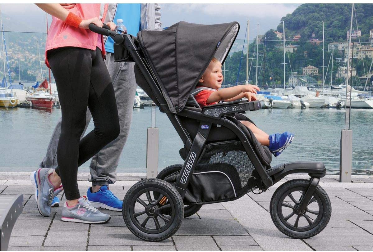 Poussette Chicco trio activ3 un modèle 3 en 1 à 3 roues Lovely Baby