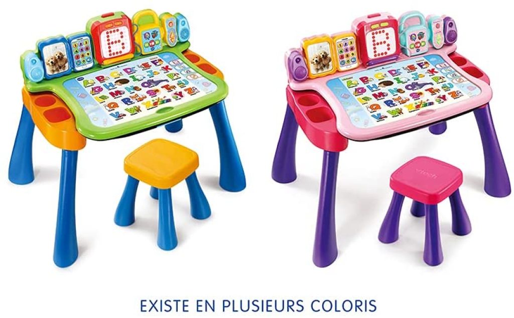 Ce bureau Vtech a un tabouret inclus.