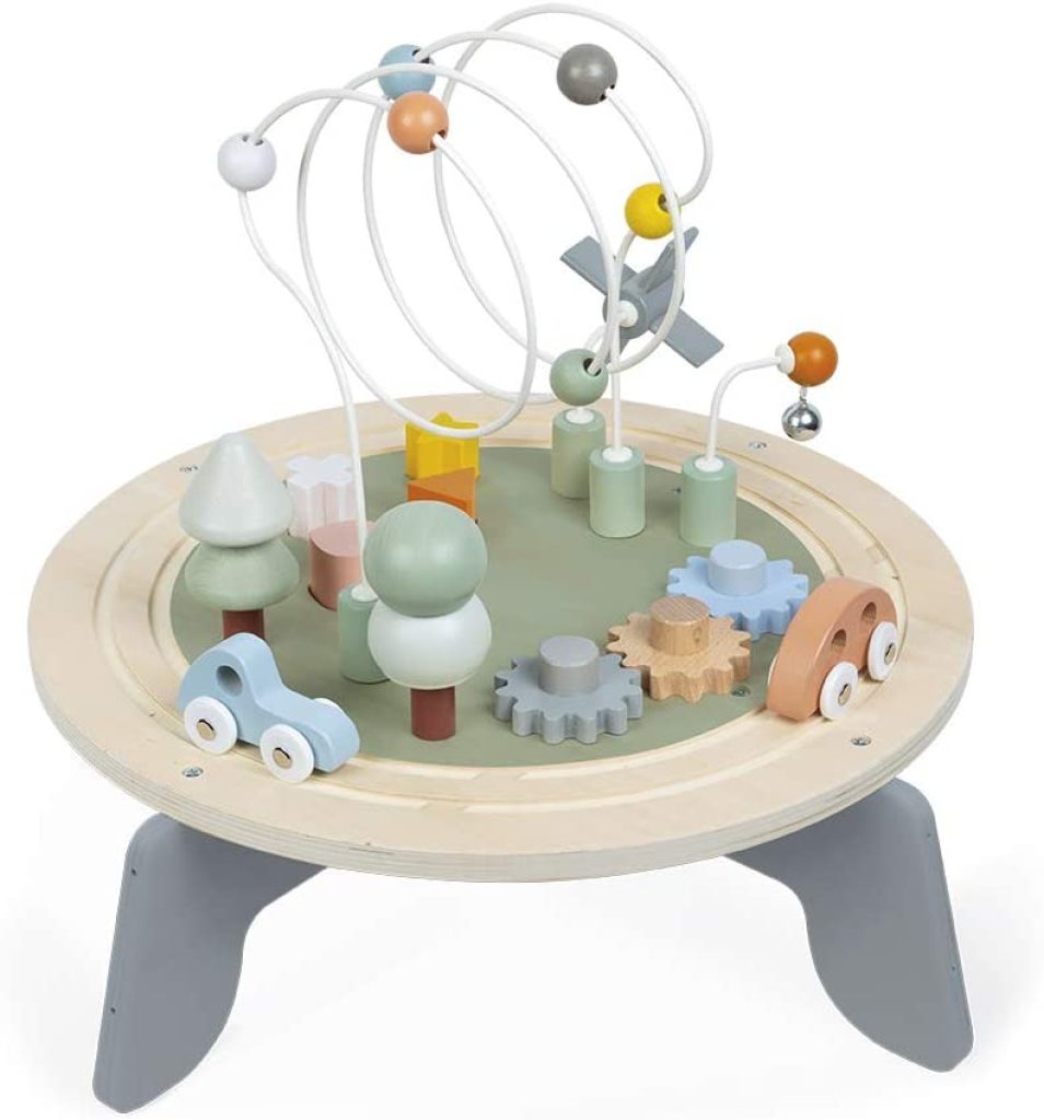 Cette table d'activité pour bébé Janod est en bois.