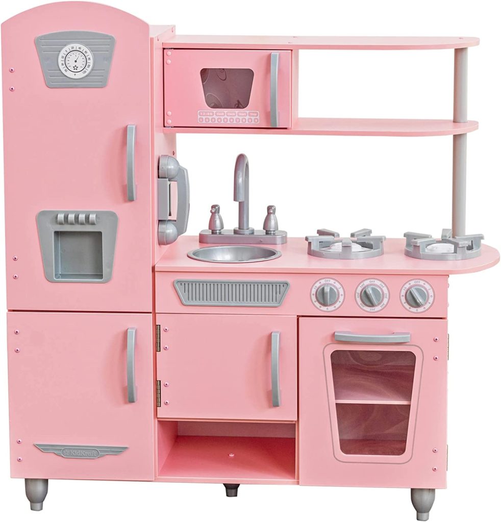 Cette cuisine Kidkraft vintage est rose.