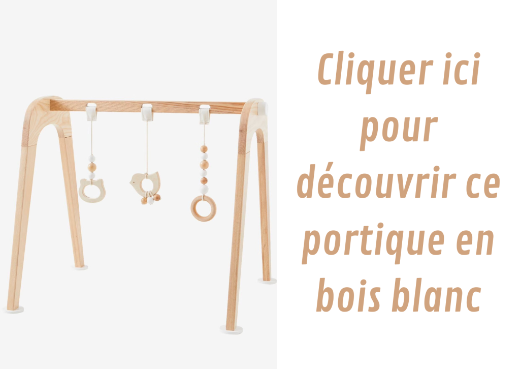 Ce portique pour bébé est de couleur bois et blanc.