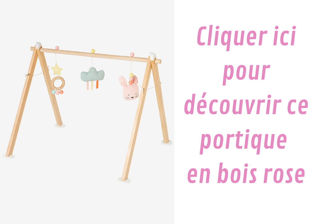 Ce portique pour bébé en bois a des suspensions roses.