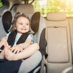 Le siège auto est obligatoire pour assurer la sécurité en voiture des enfants.