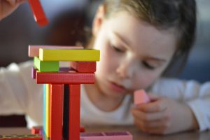 Jeux créatifs pour enfants : Le guide ultime pour les babysitters