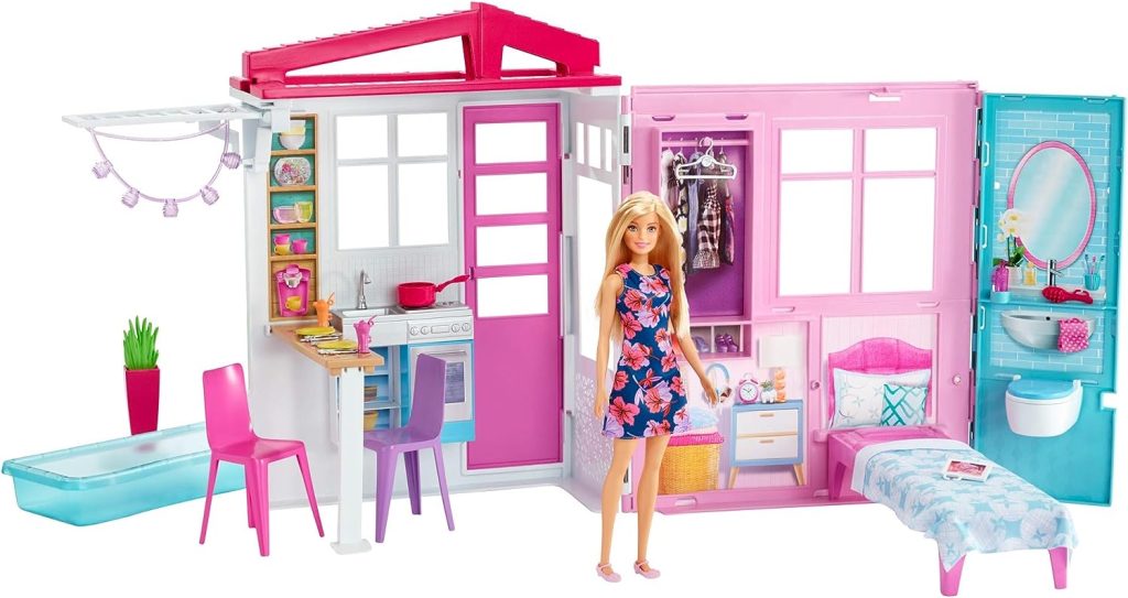 Cette maison de poupée Barbie est transportable.