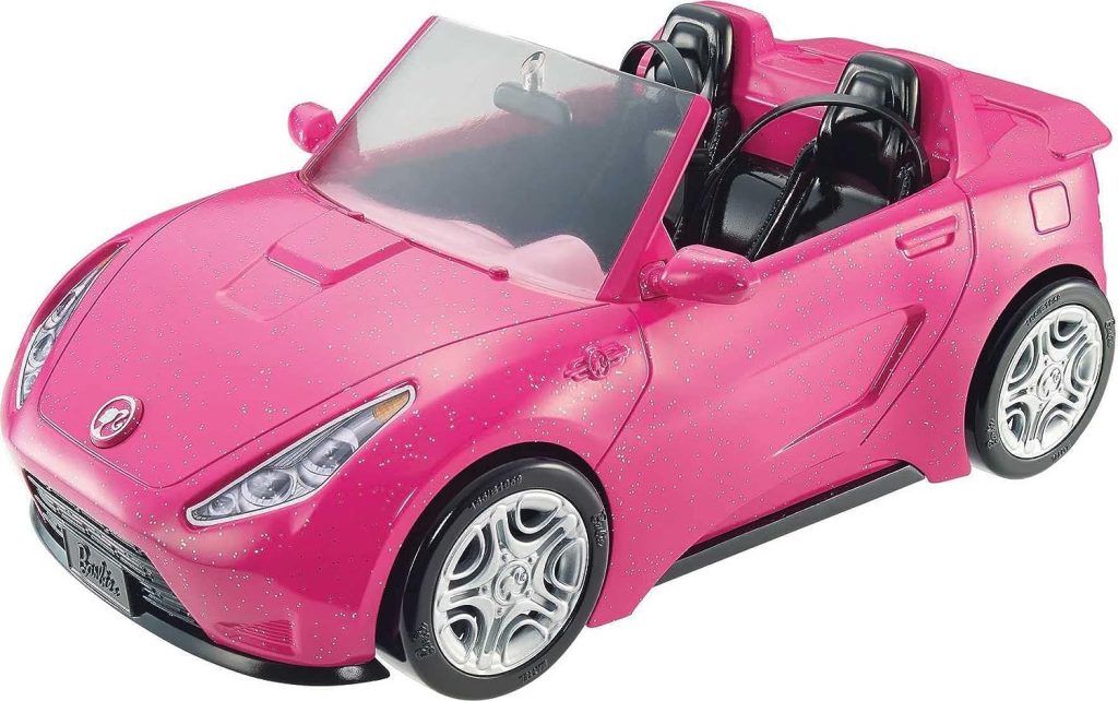 Cette voiture rose Barbie représente un cabriolet.