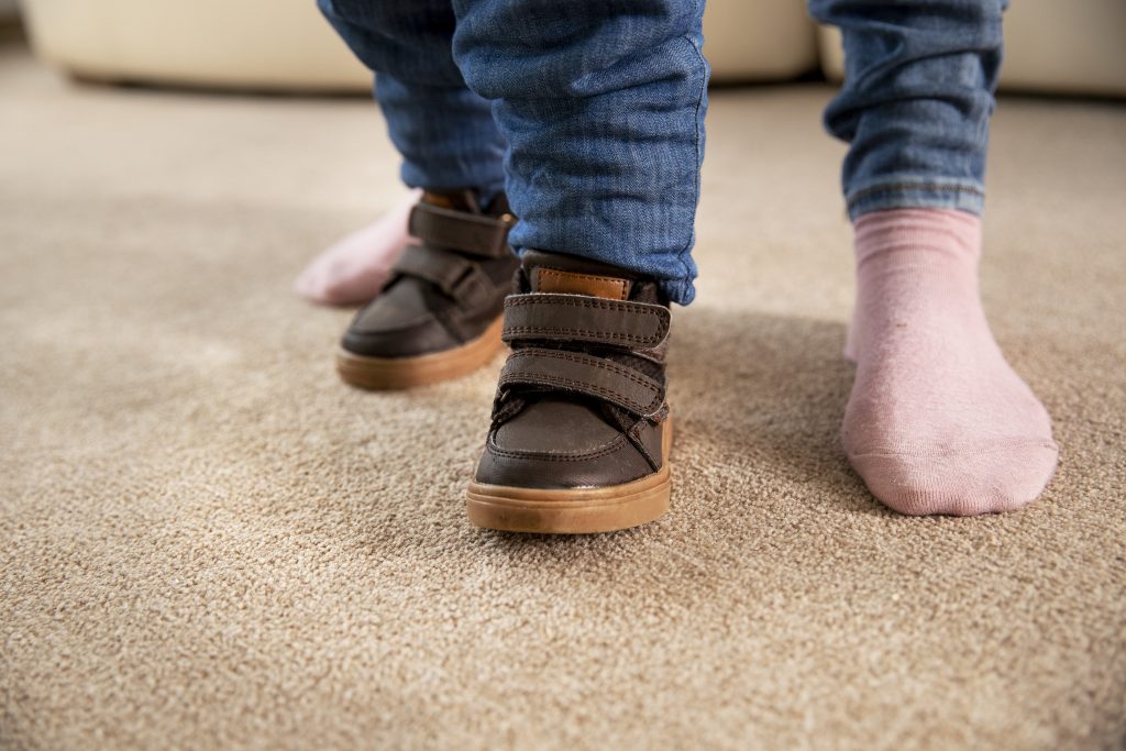 La taille de chaussure pour bébé n'est pas toujours simple à choisir.