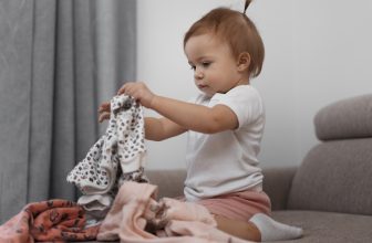 Décuvrez les étiquettes à mettre sur les vêtements de vos enfants pour qu'ils ne perdent plus rien !