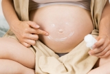 Quelle crème hydratante choisir pendant la grossesse ?
