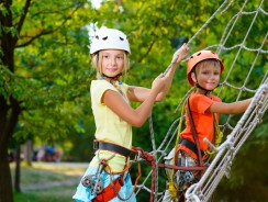 Ce que les enfants ne doivent pas faire dans les aires de jeu !