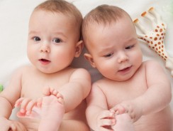 Quel cadeau de naissance pour des jumeaux ?