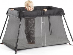 Lit parapluie Babybjörn Light : un must-have