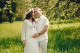 Photo de grossesse en couple : quand les réaliser, où et comment les réussir ?