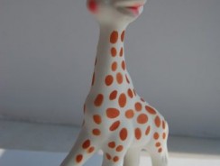 Sophie la girafe n’est pas toxique !